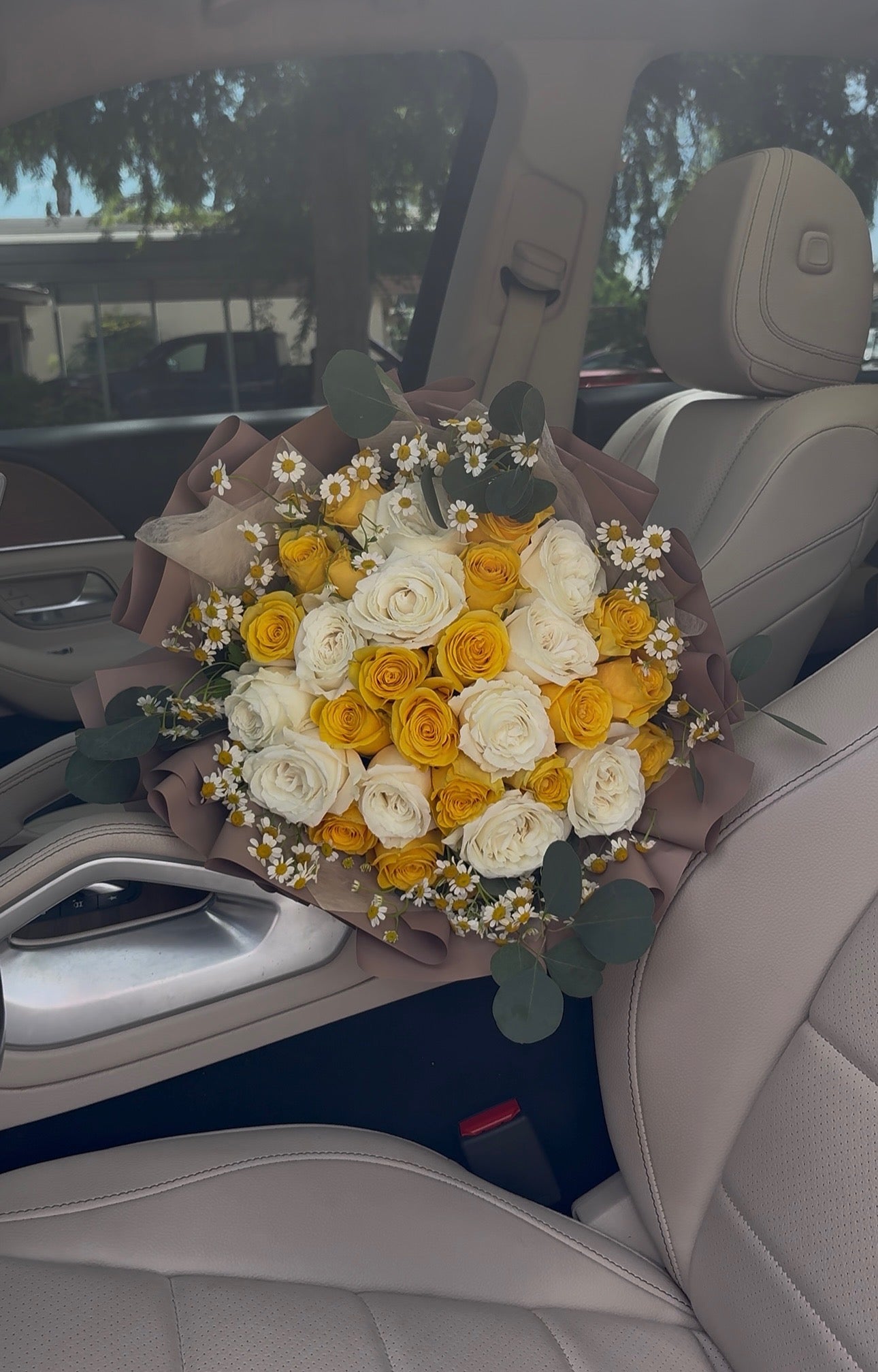 Yellow & White Rose Bouquet